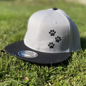 Kšiltovka s ťapkami, šedo-černá