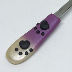 Lžička, fialovo-bílá